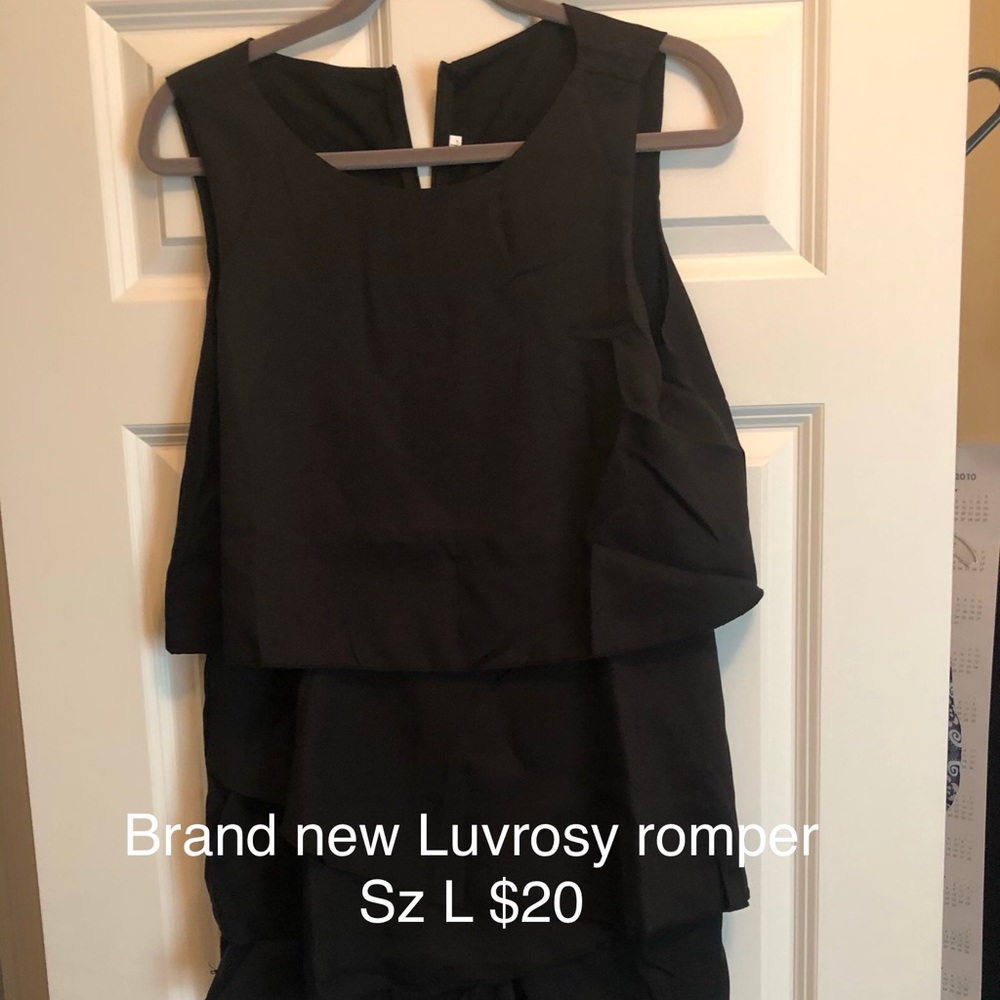 Luvrosy romper brand new
